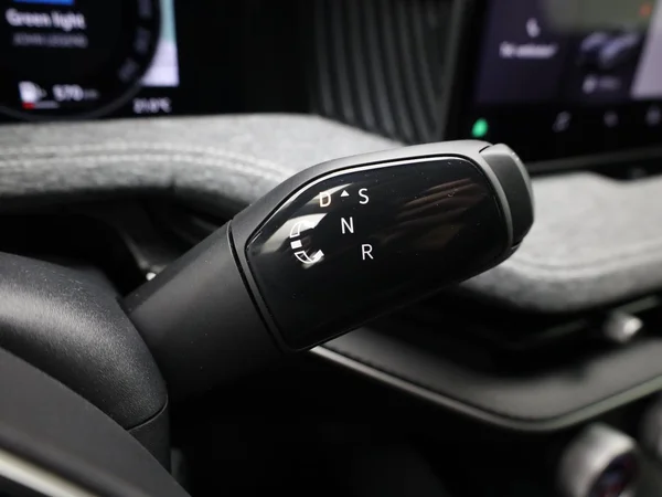 SKODA Superb Combi Dsl (2024) — foto 17 van 24