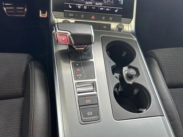 AUDI A6 Dsl (2023) — foto 14 van 39