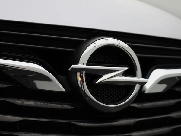 Opel Crossland X (2021) — foto 27 van 33