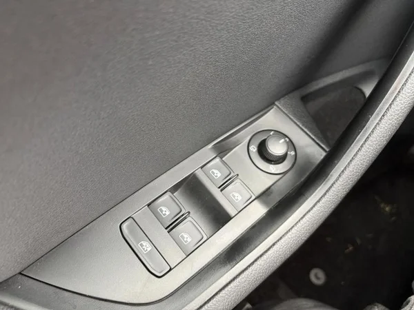 SKODA Superb Combi Dsl (2023) — foto 10 van 29
