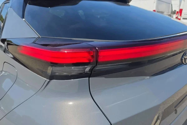 Toyota C-HR Hybrid (HEV) (2026) — foto 17 van 27