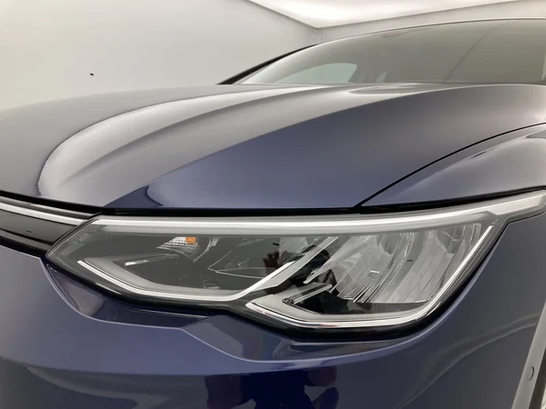 VOLKSWAGEN Golf VIII SW (2024) — foto 25 van 36