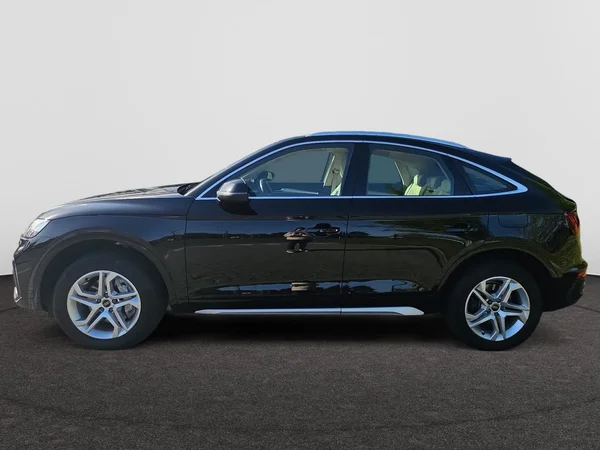AUDI Q5 Sportback PHEV (2023) — foto 12 van 24