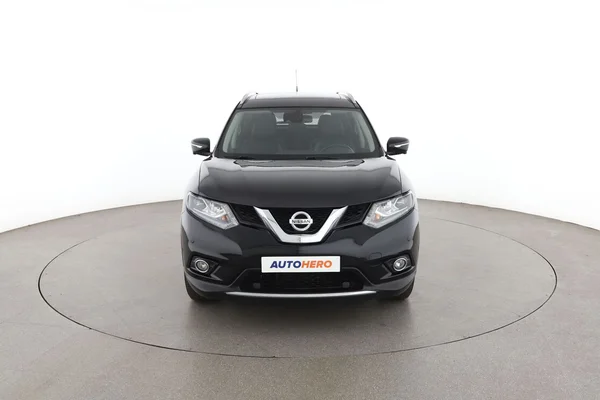 Nissan X-Trail (2017) — foto 15 van 16