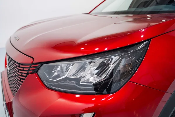 Peugeot E-2008 (2022) — foto 56 van 56