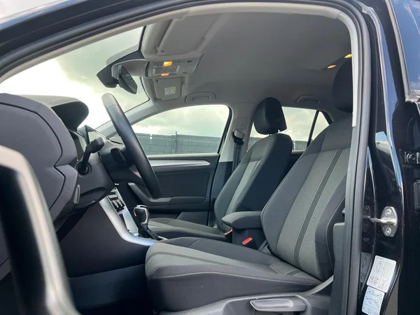VOLKSWAGEN T-Roc (2022) — foto 3 van 24