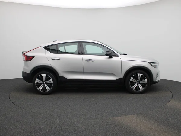Volvo C40 (2022) — foto 42 van 44