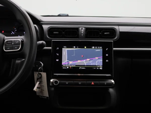 Citroën C3 (2022) — foto 3 van 37