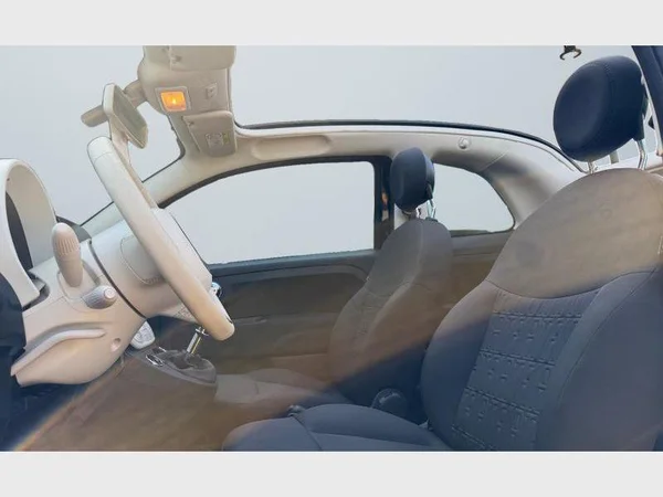Fiat 500C (2024) — foto 2 van 24