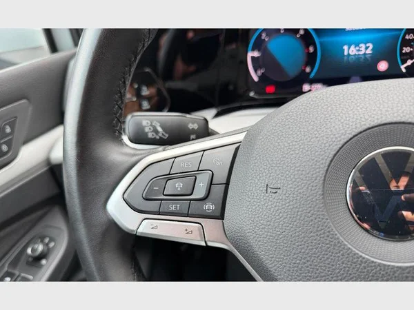 Volkswagen Golf Variant VIII (2022) — foto 7 van 27