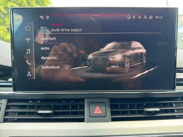 AUDI A4 Avant (2024) — foto 21 van 33