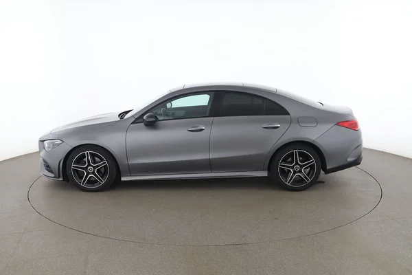 Mercedes-Benz CLA-Klasse (2023) — foto 9 van 16