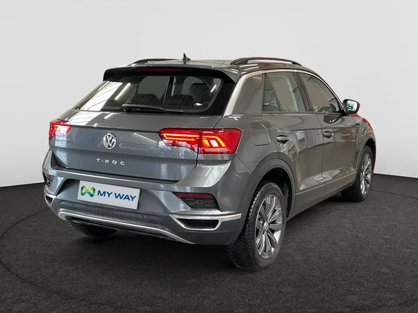 VOLKSWAGEN T-Roc (2019) — foto 45 van 51