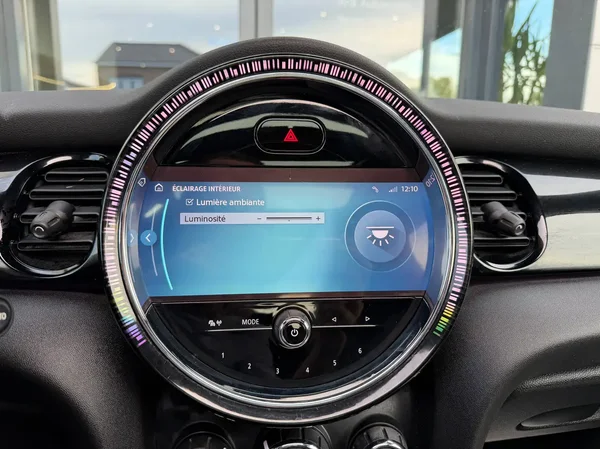Mini Cooper (2021) — foto 6 van 25
