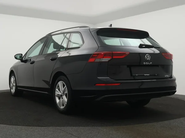 Volkswagen Golf (2022) — foto 18 van 25