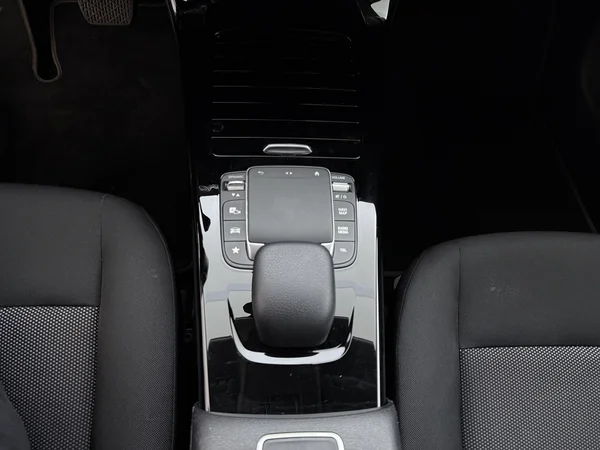 MERCEDES A 180 (2021) — foto 21 van 30