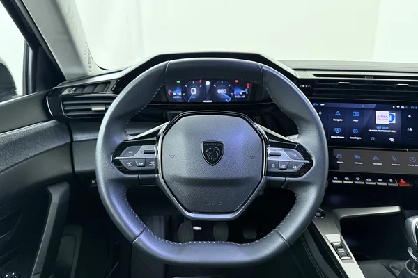 Peugeot 308 SW (2024) — foto 2 van 21