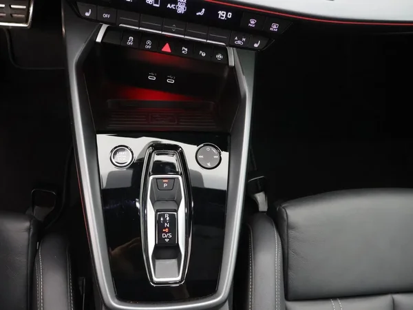Audi A3 (2025) — foto 8 van 22
