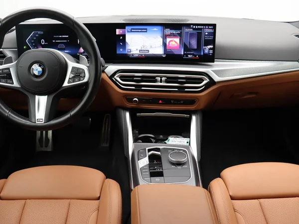 BMW 4 Gran Coupe (G26) (2024) — foto 15 van 18