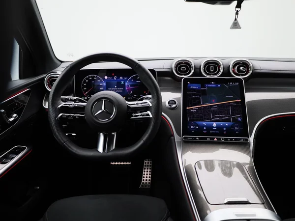 Mercedes-Benz GLC (2025) — foto 44 van 46