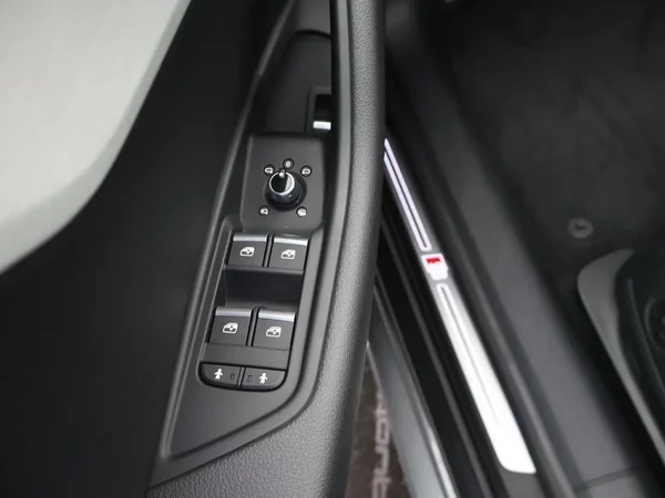 Audi S5 (2018) — foto 26 van 29