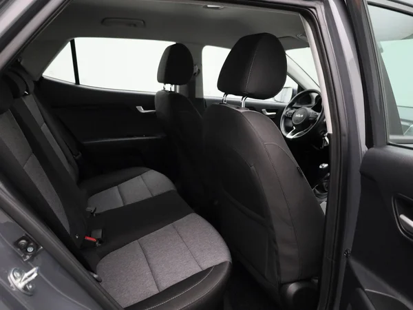 Kia Stonic (2023) — foto 26 van 35