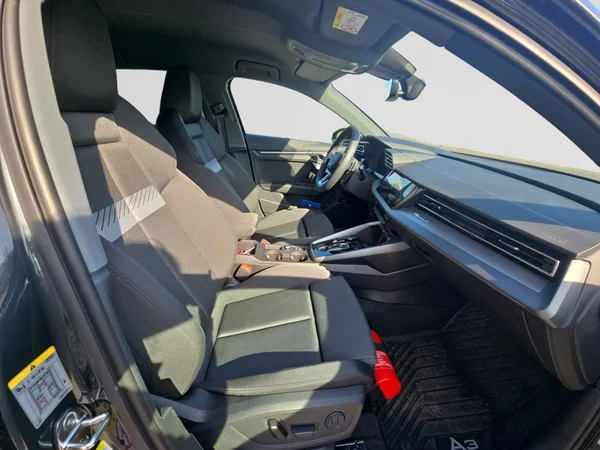 AUDI A3 Sportback (2025) — foto 11 van 23