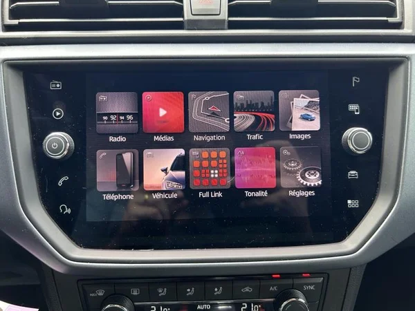 SEAT Arona (2018) — foto 17 van 28