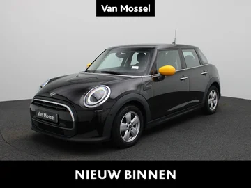 MINI One (2021)
