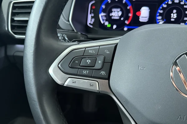 Volkswagen T-Cross (2025) — foto 6 van 17