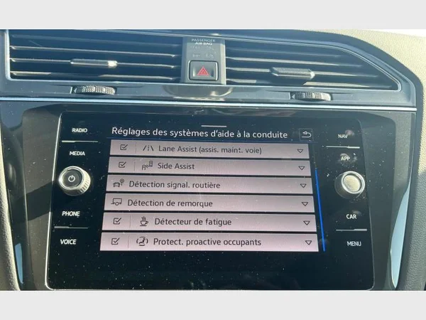 Volkswagen Tiguan (2022) — foto 10 van 29