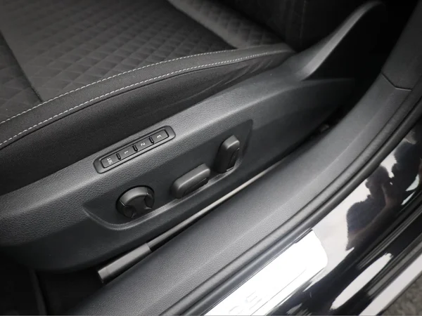 SKODA Superb Combi (2024) — foto 5 van 22