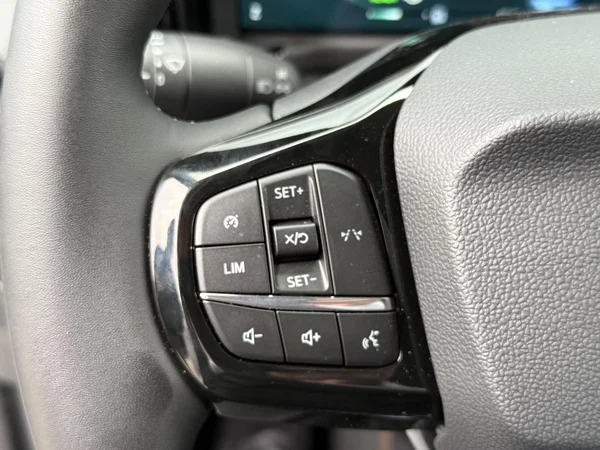 Ford Transit Courier (2025) — foto 17 van 35