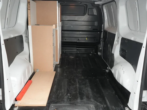 PEUGEOT Expert Fourgon Mwb Dsl (2023) — foto 3 van 21