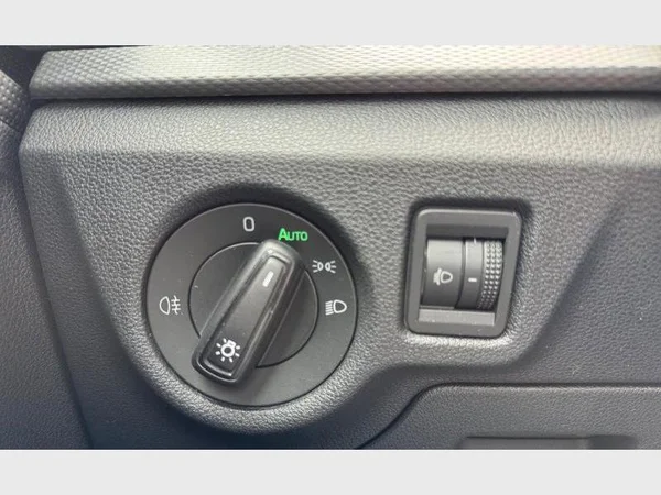 Skoda Kamiq (2021) — foto 5 van 24