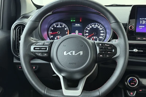 Kia Picanto (2024) — foto 2 van 16