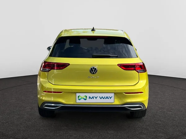 VOLKSWAGEN Golf VIII (2022) — foto 19 van 24