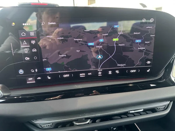 AUDI A6 (2026) — foto 4 van 22