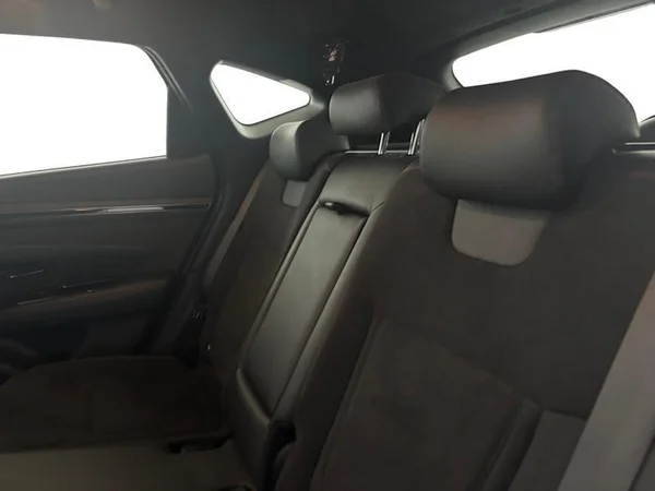 HYUNDAI Tucson (2023) — foto 2 van 24