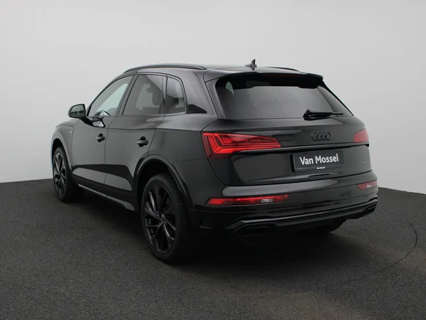 Audi Q5 (2024) — foto 12 van 46