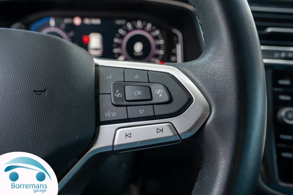 Volkswagen Tiguan (2023) — foto 35 van 48