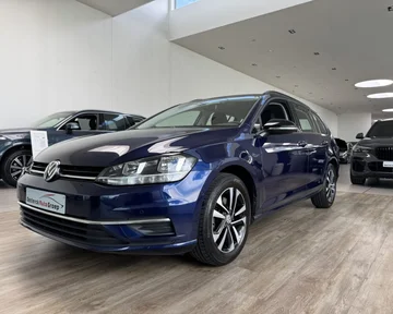 Volkswagen Golf 011fe835-2017-47a9-97f2-4e4a7a2c41a2