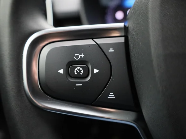 Volvo XC40 (2023) — foto 11 van 41