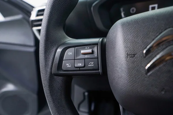 Citroen C4 (2022) — foto 13 van 39