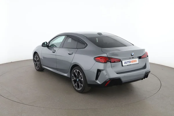 BMW 2-serie (2026) — foto 9 van 15