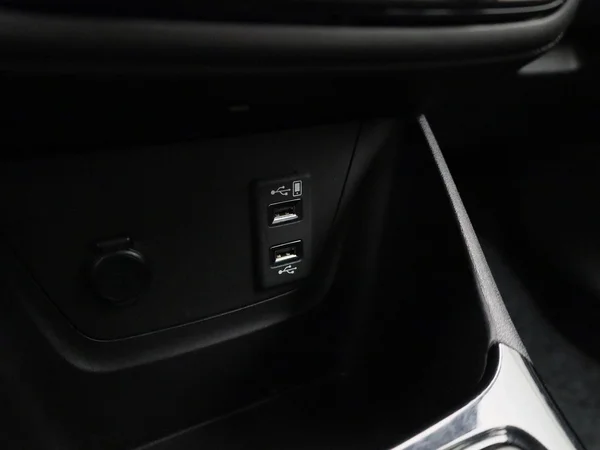 Opel Crossland (2021) — foto 18 van 38