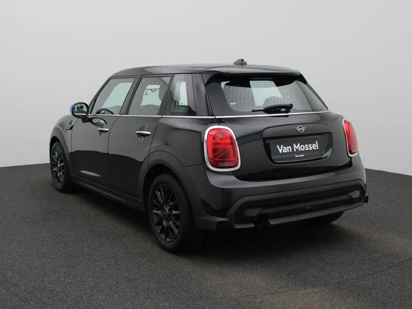 MINI One (2022) — foto 12 van 34