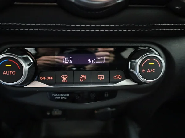 Nissan Juke (2023) — foto 18 van 42
