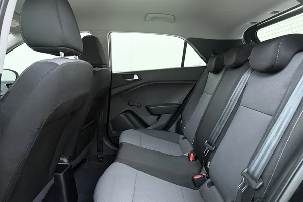 Hyundai i20 (2017) — foto 15 van 16