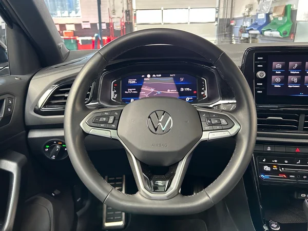 VOLKSWAGEN T-Roc (2025) — foto 10 van 11